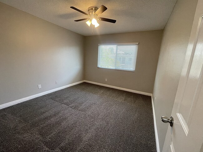 Bedroom - Evart Apartments