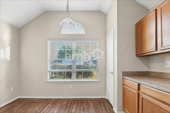 Photo - 912 Buffalo Springs Dr