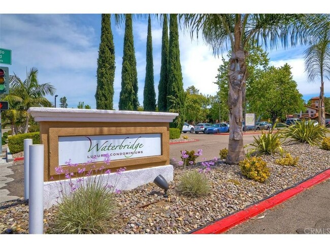 Building Photo - 17087 W Bernardo Dr Unit 101