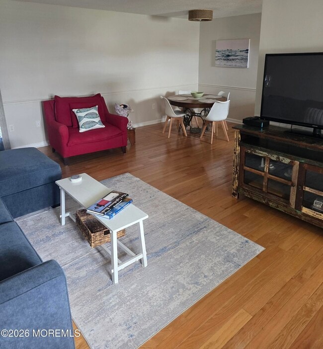 Photo - 109 Wharfside Dr