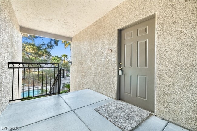 8250 N Grand Canyon Dr