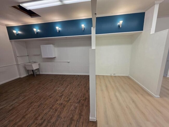 Photo - 128 S Water St