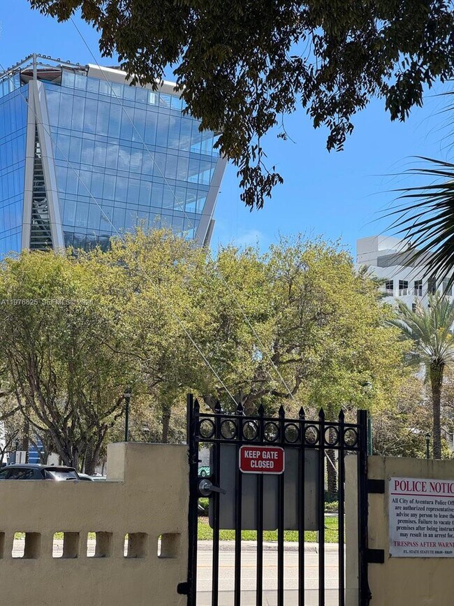 Photo - 2820 NE 201st Terrace Unit F215