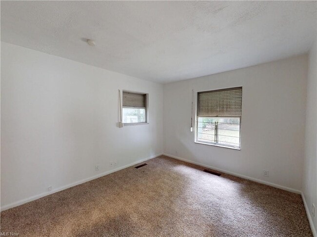 Photo - 17721 Rookwood Rd