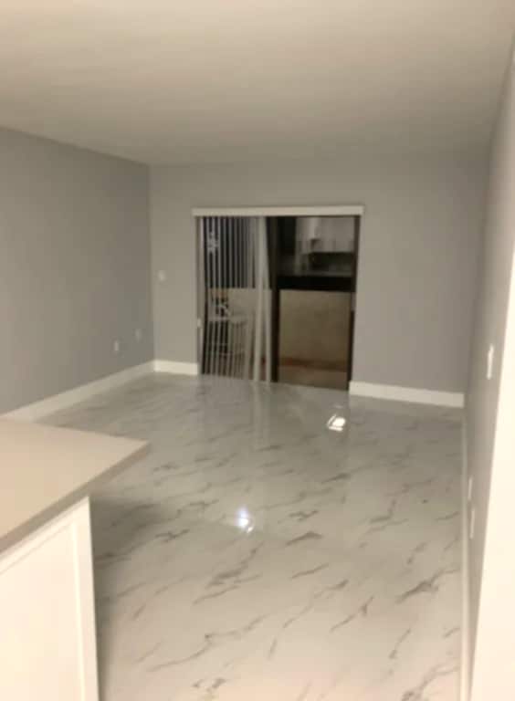 Photo - 1101 SW 122nd Ave Unidad Prime location near FIU!