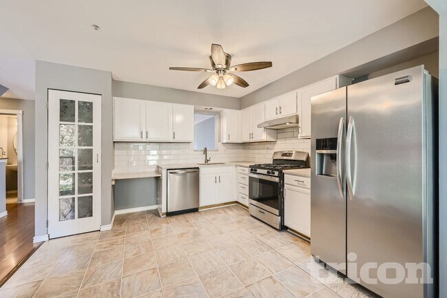 Photo - 6603 Polynesian Ln