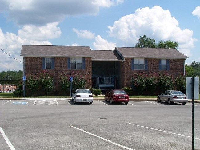 Newport Manor Apartments - Newport Manor Apartments