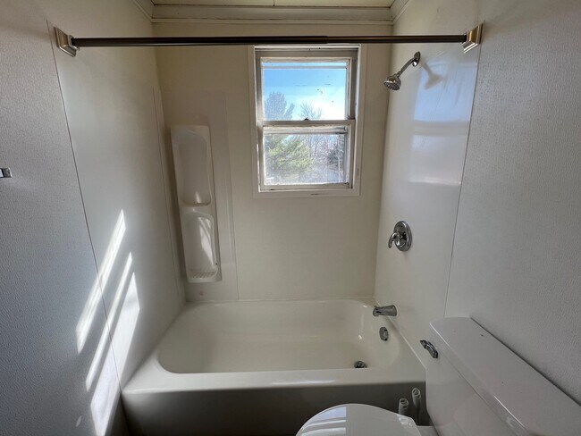 Photo - 305 W Main St Unit B