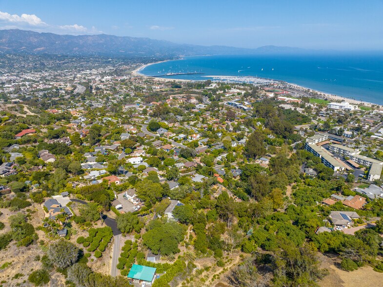 The Arroyo House Student Living.
