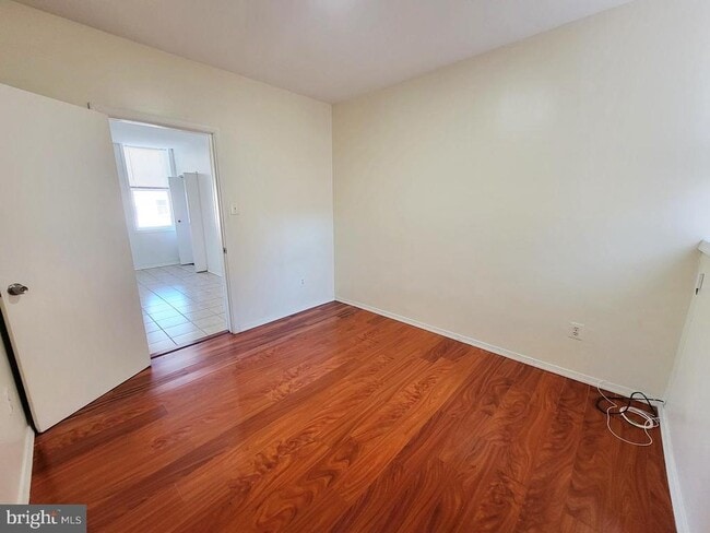 Photo - 2987 Frankford Ave Unit 2ND FL FRONT