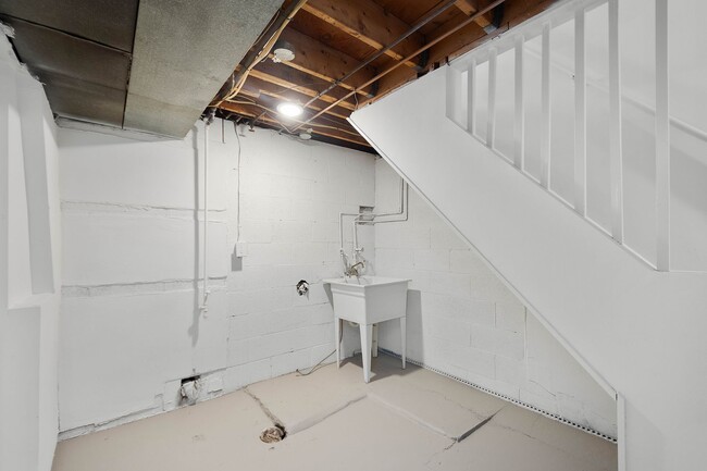 Photo - AVAILABLE MAY 1ST — STUNNING 3-BEDROOM HOME IN PENN HILLS!