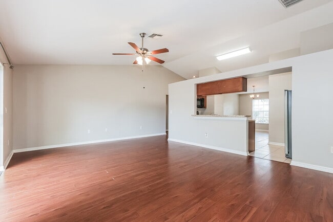 Photo - 119 Lookout Dr House