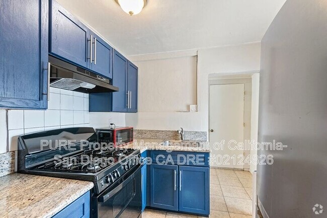 Building Photo - 3219 1/2 L St Rental
