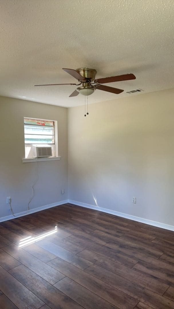 Photo - 148 Edgeview Heights Rd