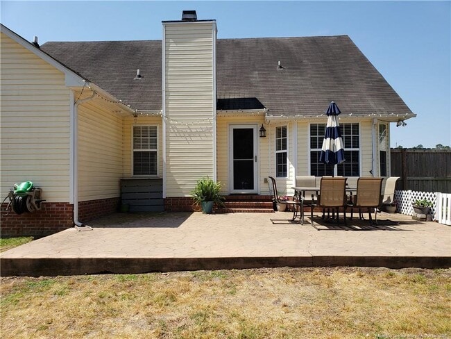 Photo - 115 Silverberry Ct