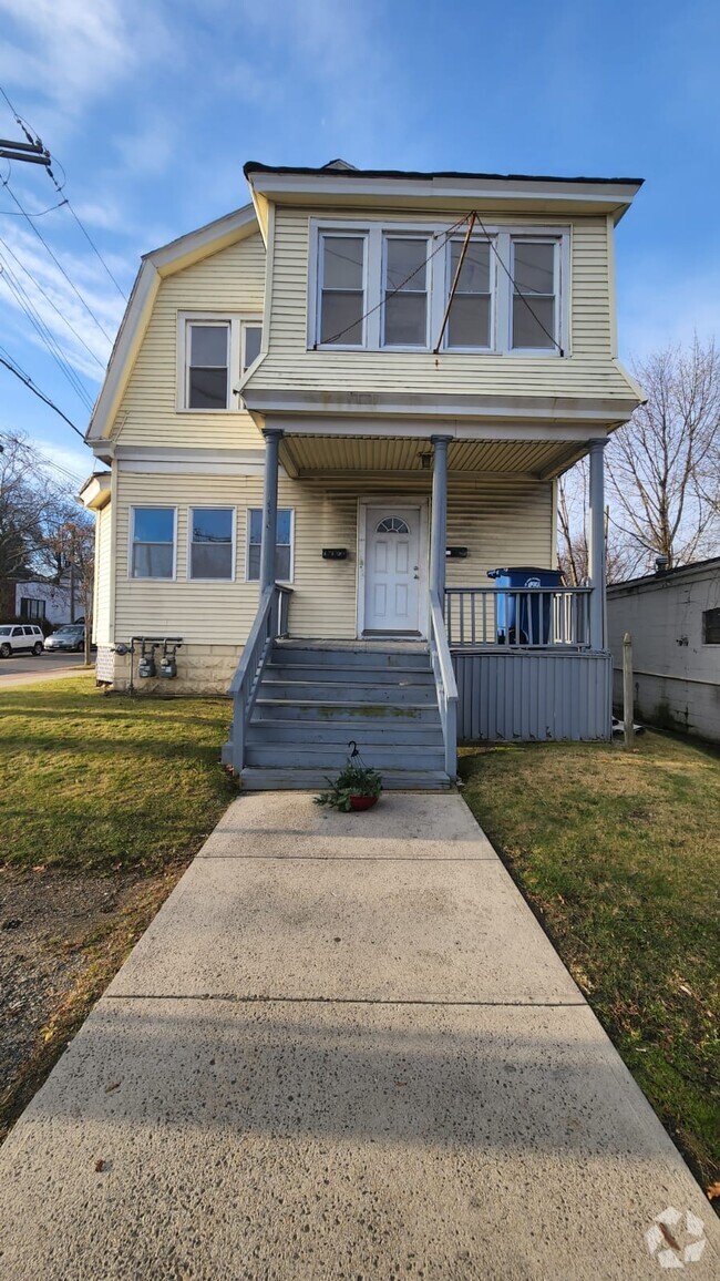 Building Photo - 1374 Whalley Ave Unit 1 Rental