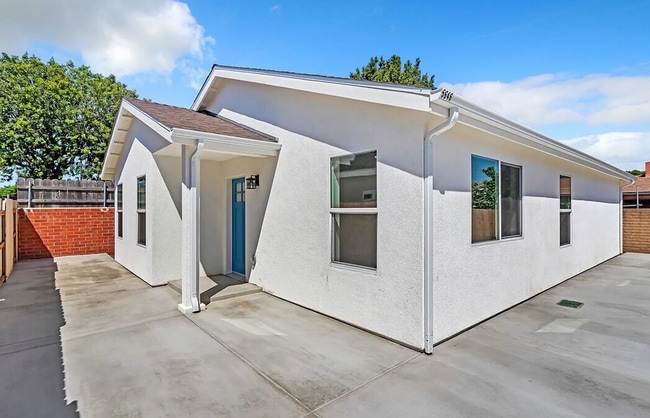 Photo - 4 bed 3 bath Prime Location!