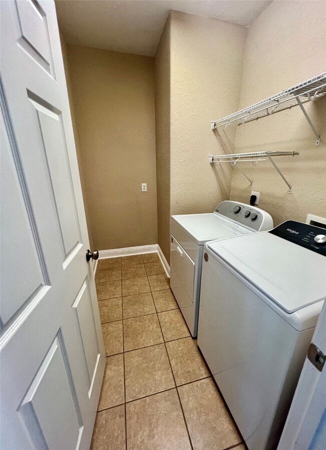 Photo - 5119 Big Meadow Ln