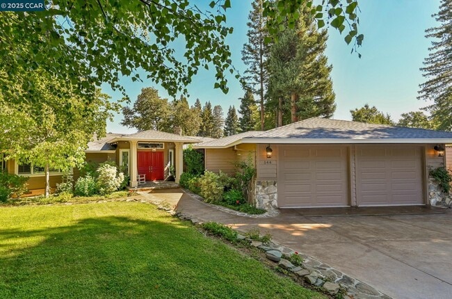 Photo - 144 Irongate Ct