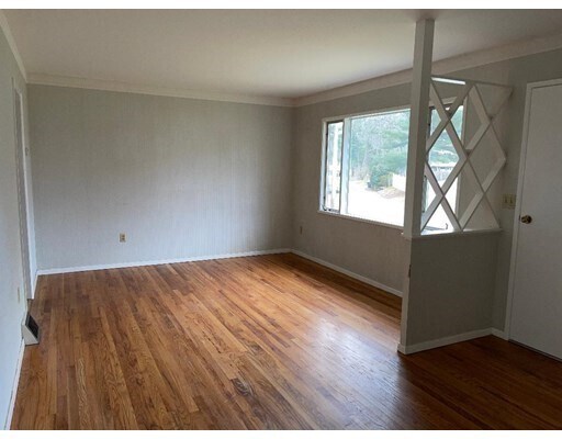 Photo - 18 Leland Ave Casa