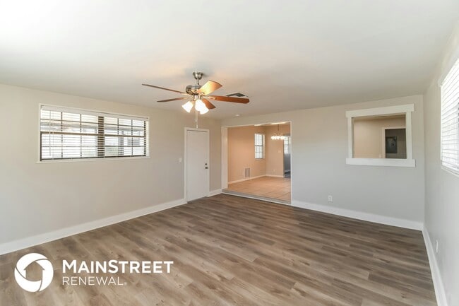 Photo - 6528 Blackwood Dr