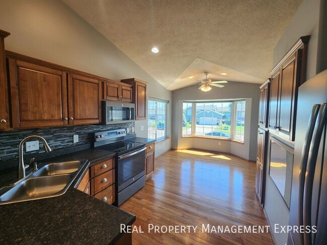 Photo - 4809 S Emma Ln