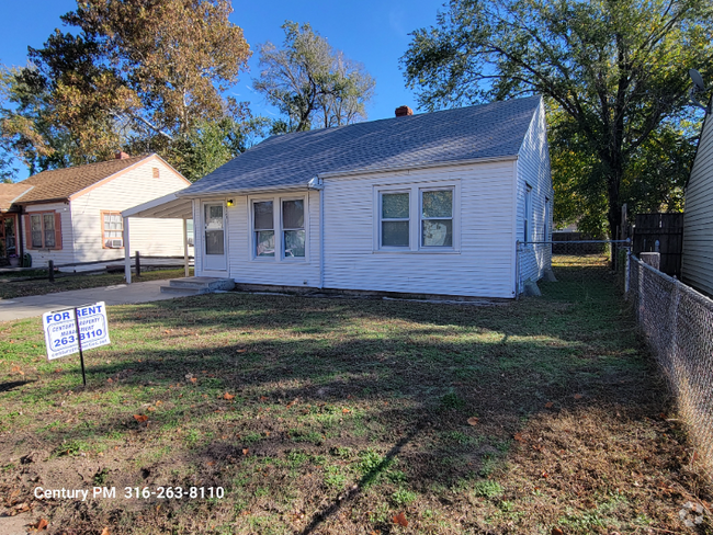 Building Photo - 2126 S Gold St Rental