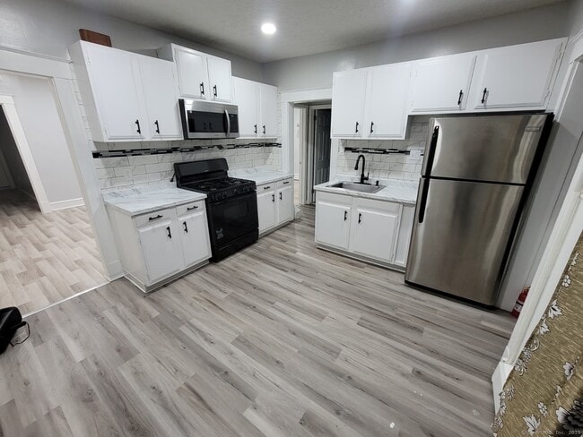 Photo - 120 Brown St Unit 1