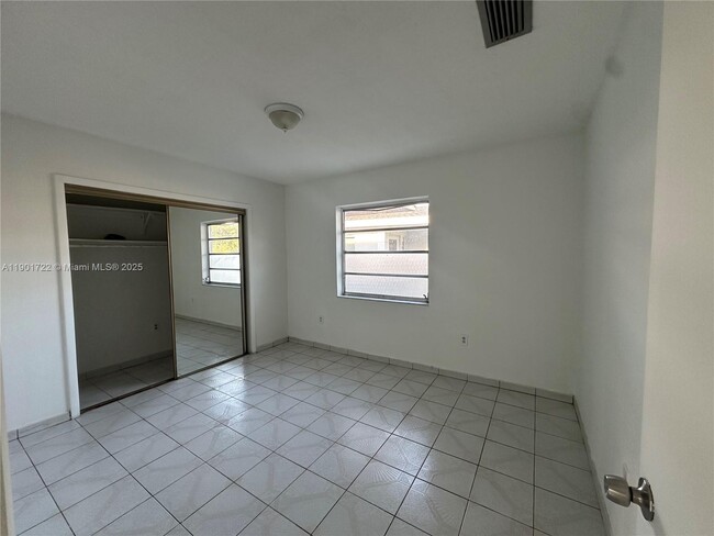Photo - 3608 SW 25th St Unidad 3608