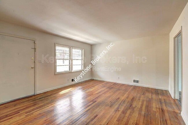 Photo - 4355 Pharr Ave