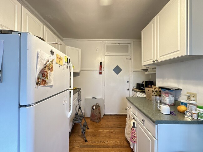 Photo - 2151 N Fremont St Unidad N4