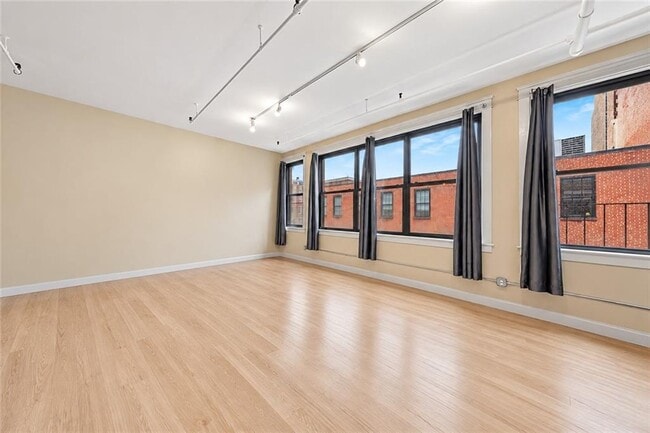62 Orange St Unit 3