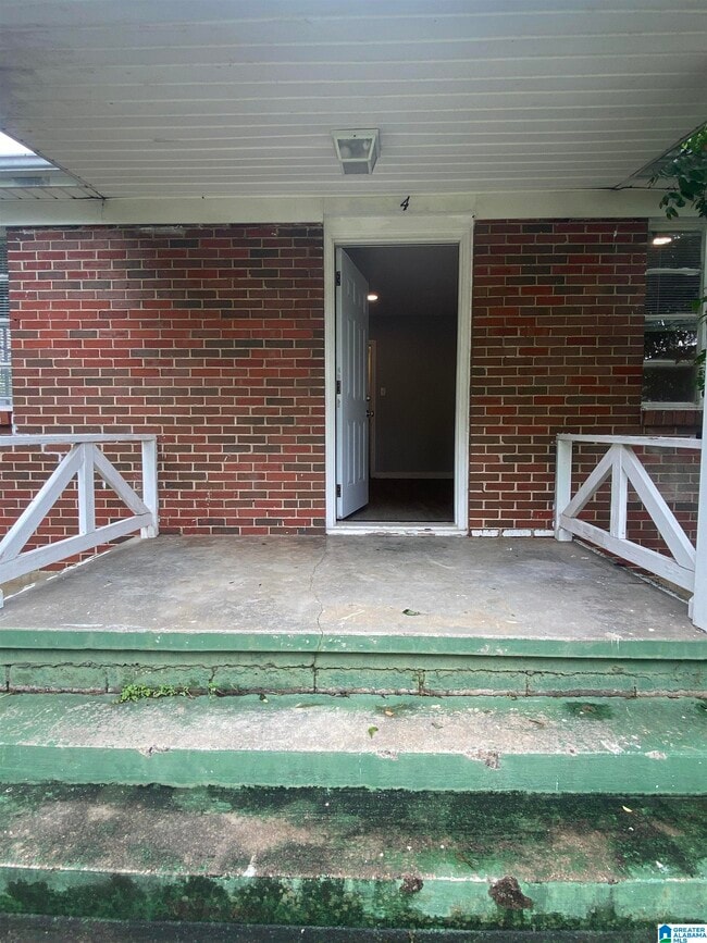 Photo - 1000 4th Ave W Apartment Unit 4
