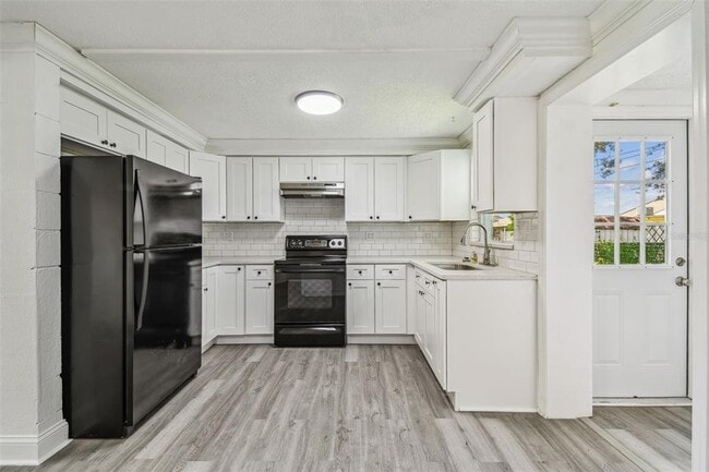 Photo - 1833 Knollwood Dr