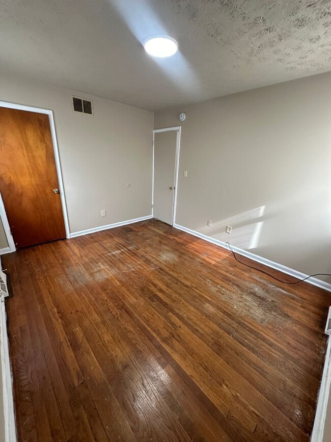 Photo - 2 Bedroom Duplex on Strode Station Circle