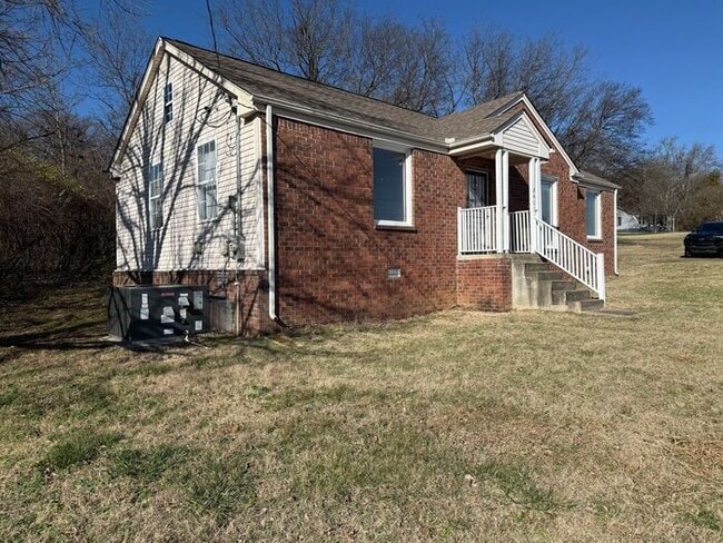 Photo - Three Bedroom Brick Home in Buena Vista - Pets Allowed