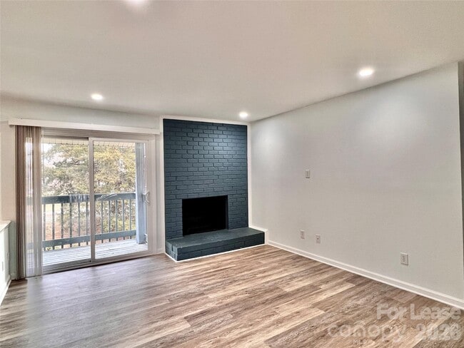 Photo - 11187 Harrowfield Rd