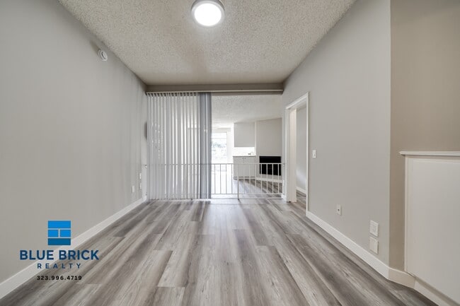 Photo - 8430 Cedros Ave Unit 107