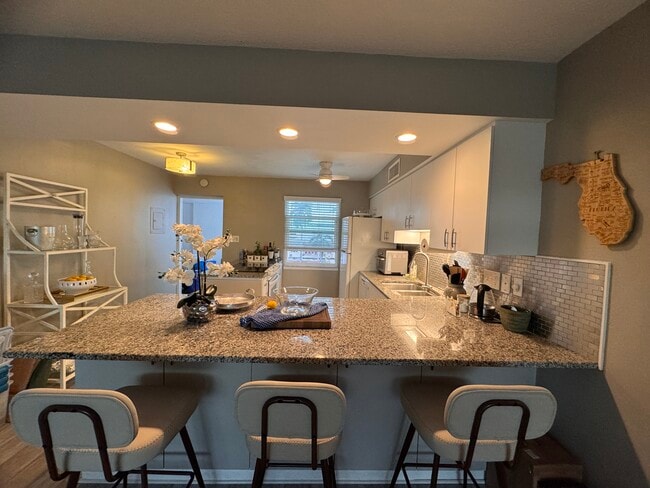 Photo - 33 S Gulfstream Ave Unidad 409