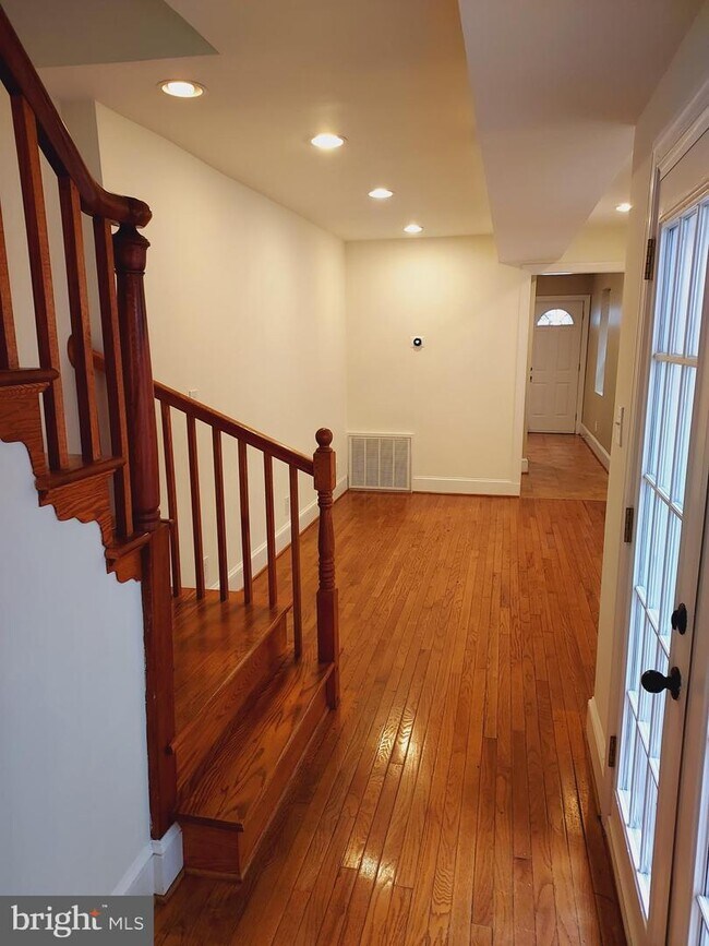 Photo - 235 S Ann St