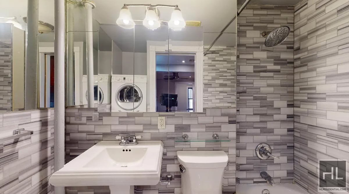 Photo - W 53RD ST. Unit 4B