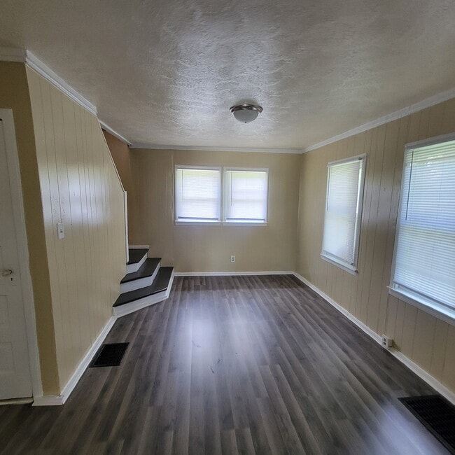 Photo - 3 Bedroom Southeast home