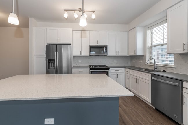 Photo - 21599 W Field Ct Unit 5-314