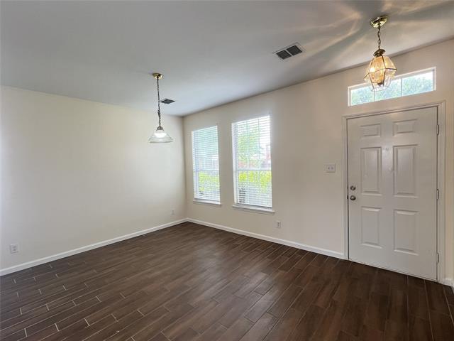 Photo - 2323 Dogwood Dr