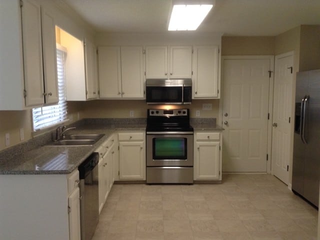 Photo - 4719 Beech Crest Pl