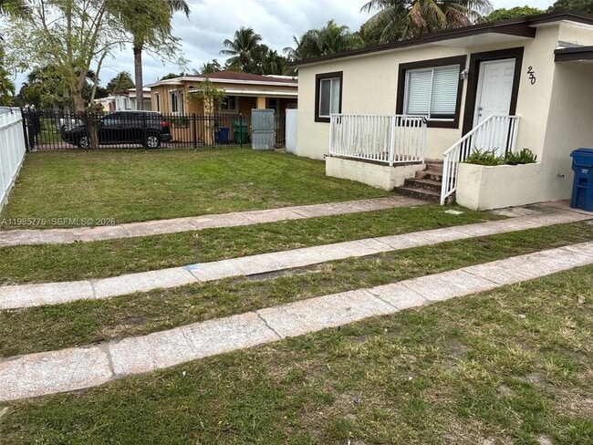 Building Photo - 250 NW 118th St