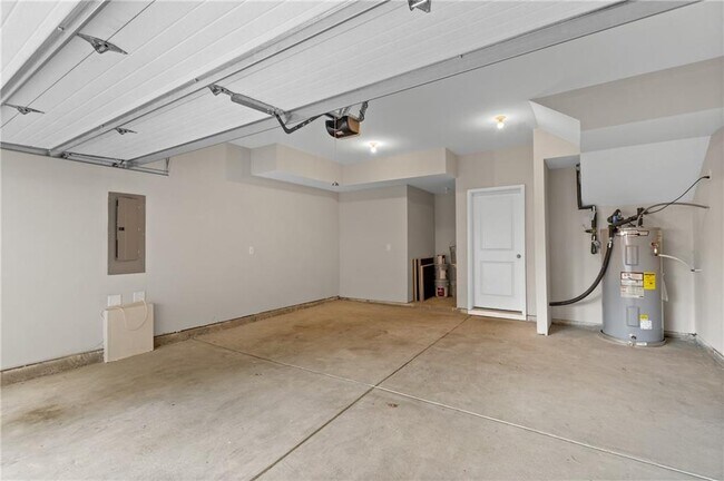 Photo - 6023 Skellig St