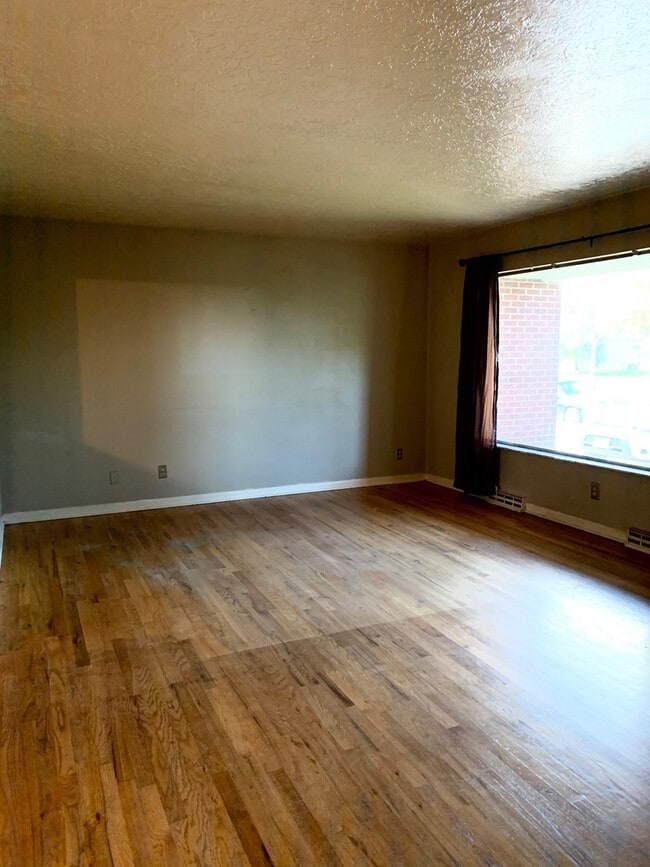 Photo - 3 Bedroom, 2 Bath Ranch Home with 1 Car Attached Garage in Greeley, Colorado