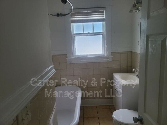 Photo - 714 Mcferrin Ave