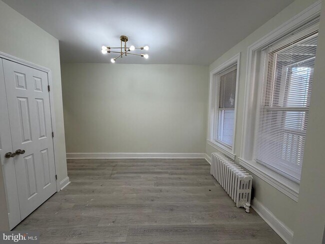 Building Photo - 2707 11th St NW